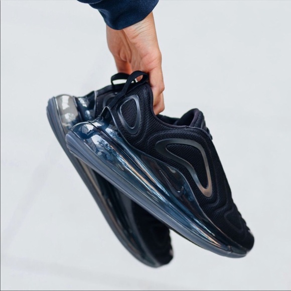 Nike Other - NWT Nike Air Max 720